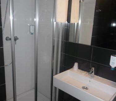 Miedziana Gora Hotel | Hotel Grafit