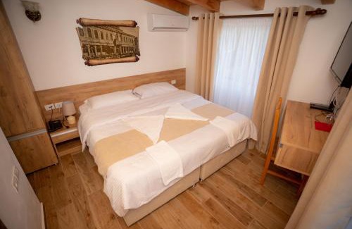 Shkoder County Hotel | Hotel Grandpa's House