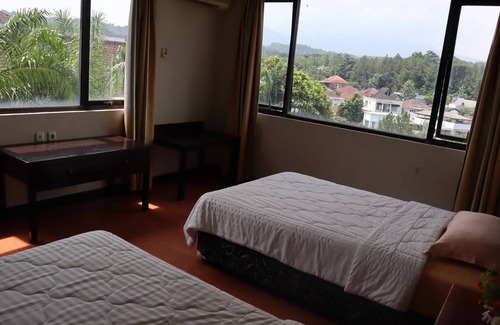 Citaringgul Hotel | Hotel Green Wattana Sentul