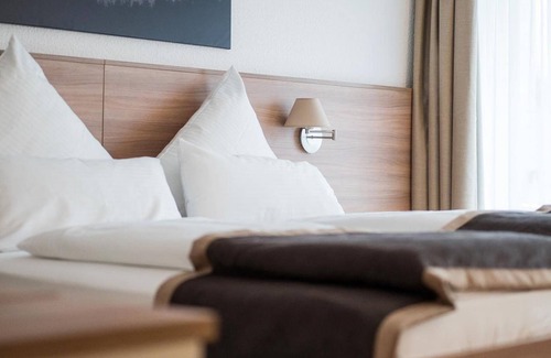 Sankt Augustin Hotel | Hotel Hangelar
