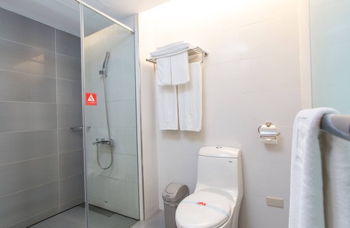 West District Hotel | Hotel Hi Xinmin