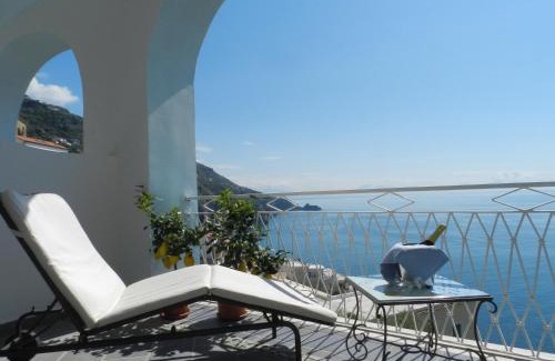 Praiano Hotel | Hotel Holiday