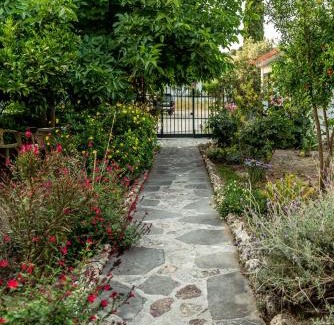 Archangelos House | Hotel Ikaros