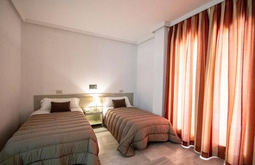 Mairena del Aljarafe Hotel | Hotel In Mairena Del Aljarafe With Air Conditioner, Other, Tv