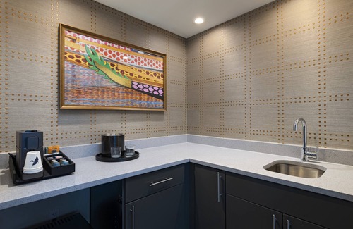 Las Colinas Hotel | Hotel Indigo Irving Las Colinas by IHG
