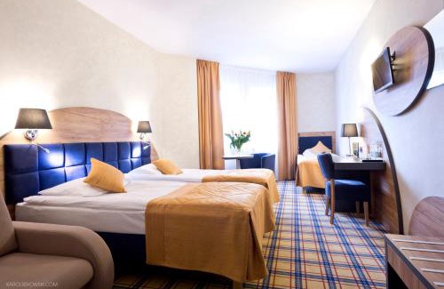 Pradnik Czerwony Hotel | Hotel Justyna