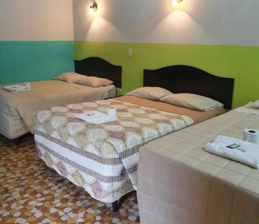 Quetzaltenango Hotel | Hotel Kasa Kamelot Central