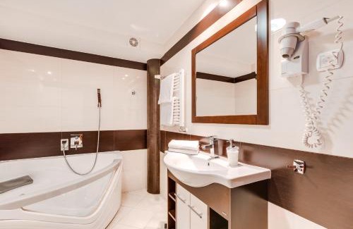 Karpacz Hotel | Hotel Konradówka Wellness & SPA - 300 metrów do centrum