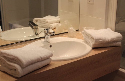 Nemours Hotel | Hotel Kyriad Nemours