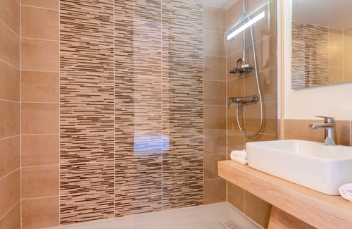 Cros-de-Cagnes Hotel | Hotel L'Empreinte