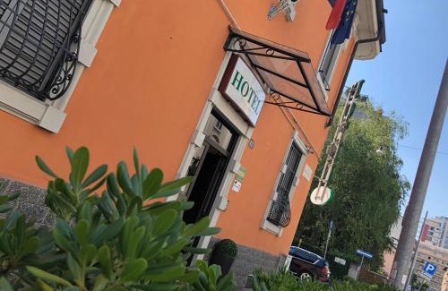 Porta Vittoria Hotel | Hotel La Caravella