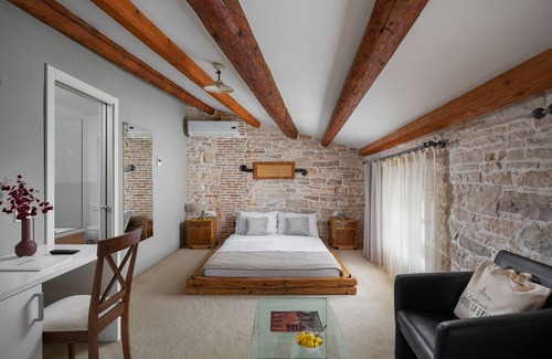 Bale Hotel | Hotel La Grisa