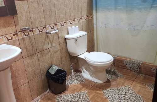 Sipacate Hotel | Hotel La Iguana Dorada