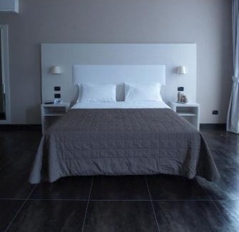 Settimo Torinese Hotel | Hotel La Meridiana