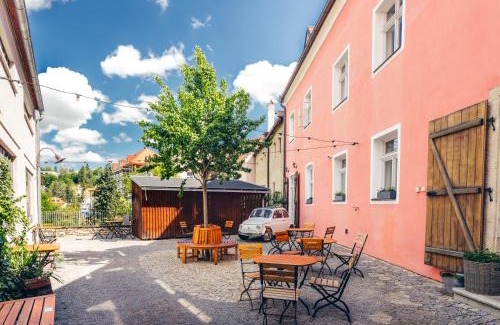 Cesky Krumlov Hotel | Hotel Latrán