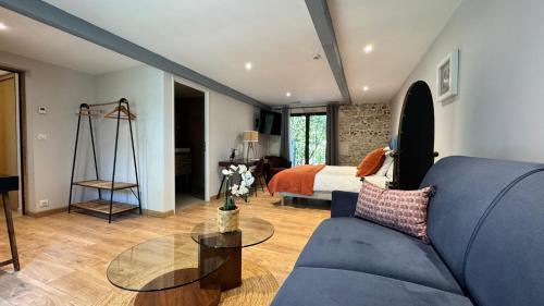 Costieres Hotel | Hotel Le Galambre