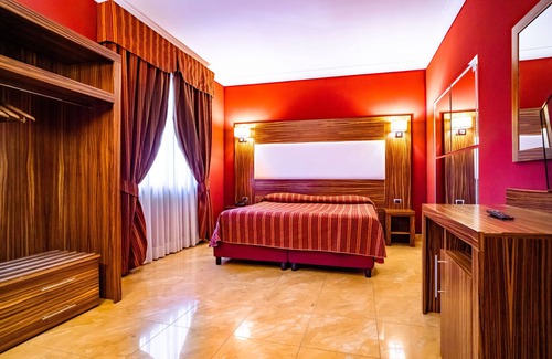 Giugliano in Campania Hotel | Hotel Marcantonio