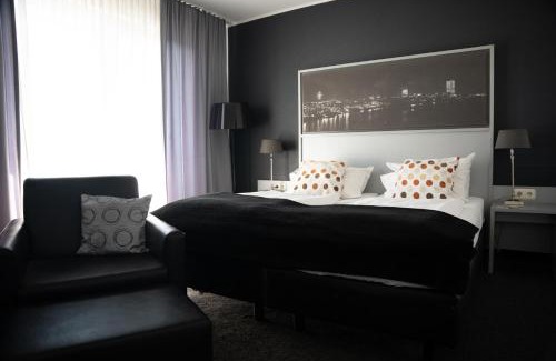 Flittard Hotel | Hotel Medo Köln