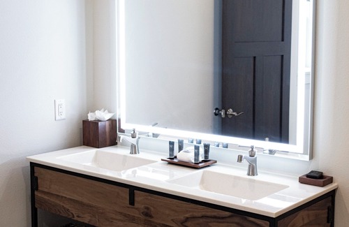 Amana Hotel | Hotel Millwright