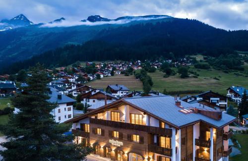 Tavanasa Hotel | Hotel Mischun