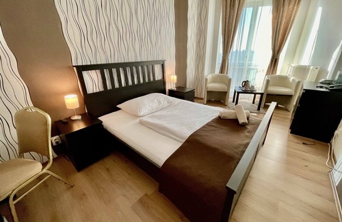 Ruzinov Hotel | Hotel Modena