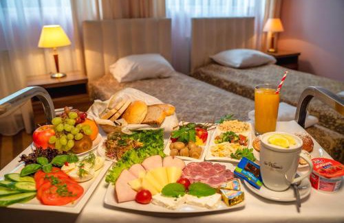 Kalwaria Zebrzydowska Hotel | Hotel Modrzewiówka