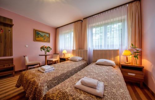 Kalwaria Zebrzydowska Hotel | Hotel Modrzewiówka