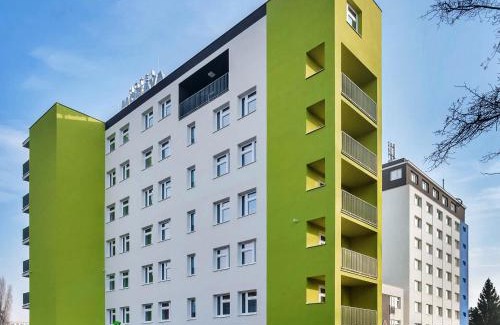 Otrokovice Hotel | Hotel Morava