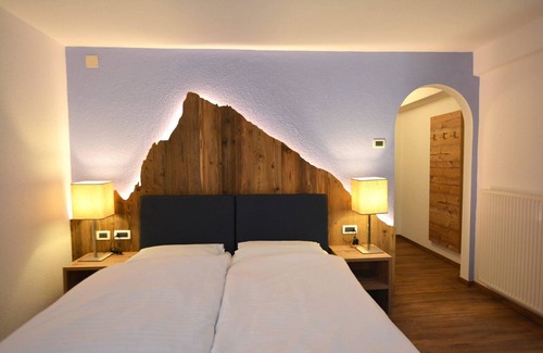 San Giovanni di Fassa Hotel | Hotel Nès Crépes