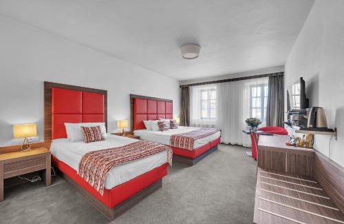 Trutnov Hotel | Hotel Nelly Kellys