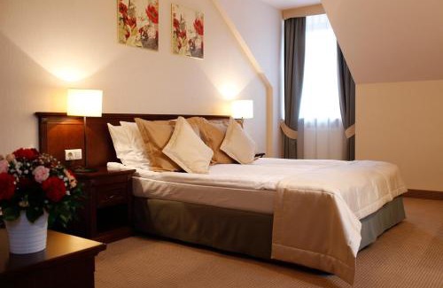 Ciechanowiec Hotel | Hotel Nowodwory