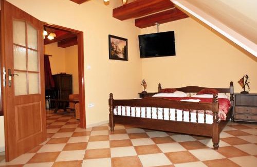 Trebon Hotel | Hotel Pelikán