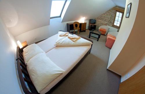 Vrchlabi Hotel | Hotel Pivovarská bašta