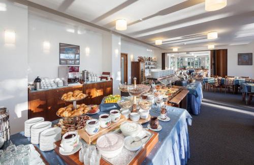 Stare Splavy Hotel | Hotel Port Doksy