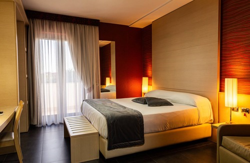 Marina di Varcaturo Hotel | Hotel Première