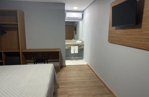 Capitao Eduardo Hotel | Hotel Premier