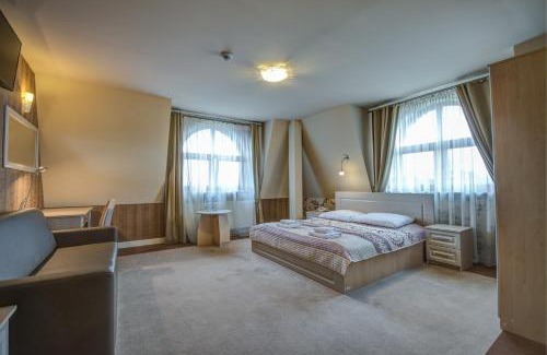 gmina Rejowiec Fabryczny Hotel | Hotel Regent