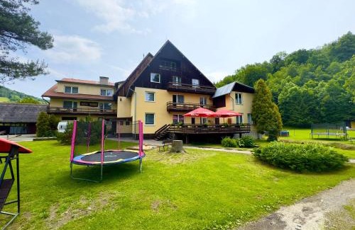 Vernirovice Hotel | Hotel Reoneo