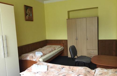 Vernirovice Hotel | Hotel Reoneo