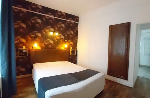 La Chapelle-Montligeon Hotel | Hotel Restaurant Du Montligeon