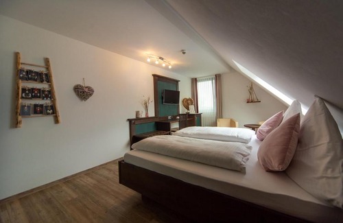 Bad Wildbad Hotel | Hotel Restaurant Auerhahn