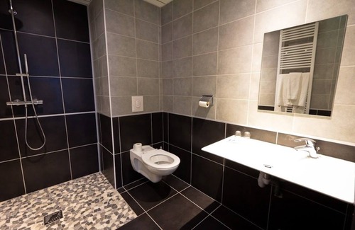 Cauterets Hotel | Hotel Restaurant Les Edelweiss