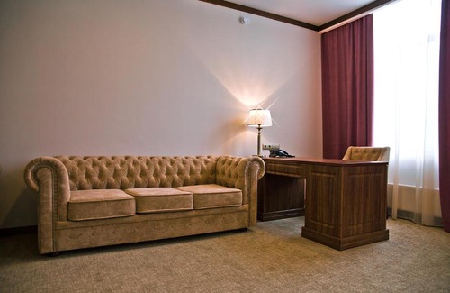 Yalutorovsk Hotel | Hotel Retro