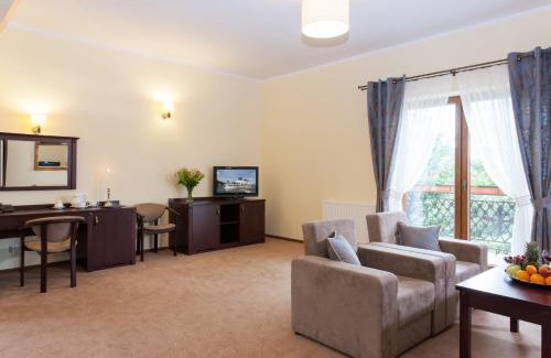 Stare Sady Hotel | Hotel Robert's Port