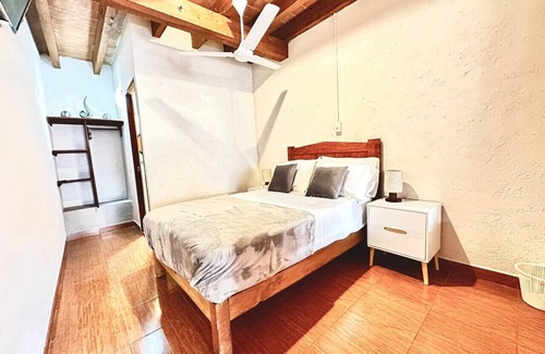 Santa Maria Ahuacatlan Bed & Breakfast | Hotel Room, one block from Lake Cent 6