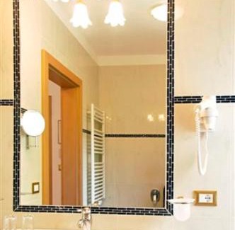 Laives Hotel | Hotel Rotwand