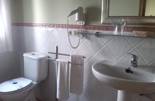 Laroles Hotel | Hotel Rural Real de Laroles Nevada bike and treeking