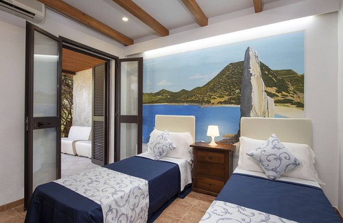 Santa Margherita di Pula Hotel | Hotel Rurale Orti di Nora & SPA