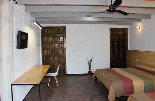 San Sebastian Tutla Hotel | Hotel Rustiko