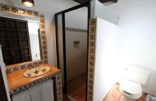 San Sebastian Tutla Hotel | Hotel Rustiko